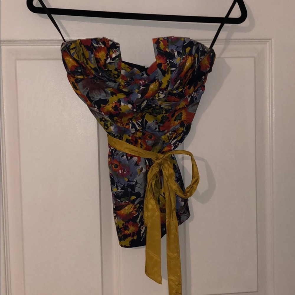 Floral strapless top